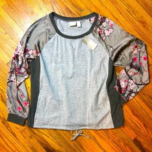 NEW Chico’s grey floral sleeve sweatshirt large